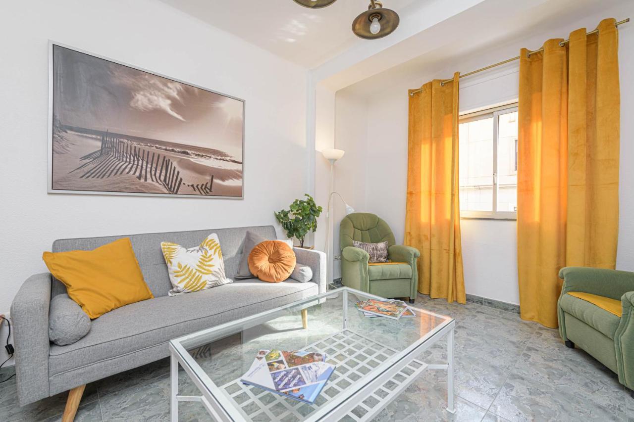 Wintowinrentals Ubicacion Fabulosa, Completo Apartamento Con Parking En El Soho De Málaga Exterior foto