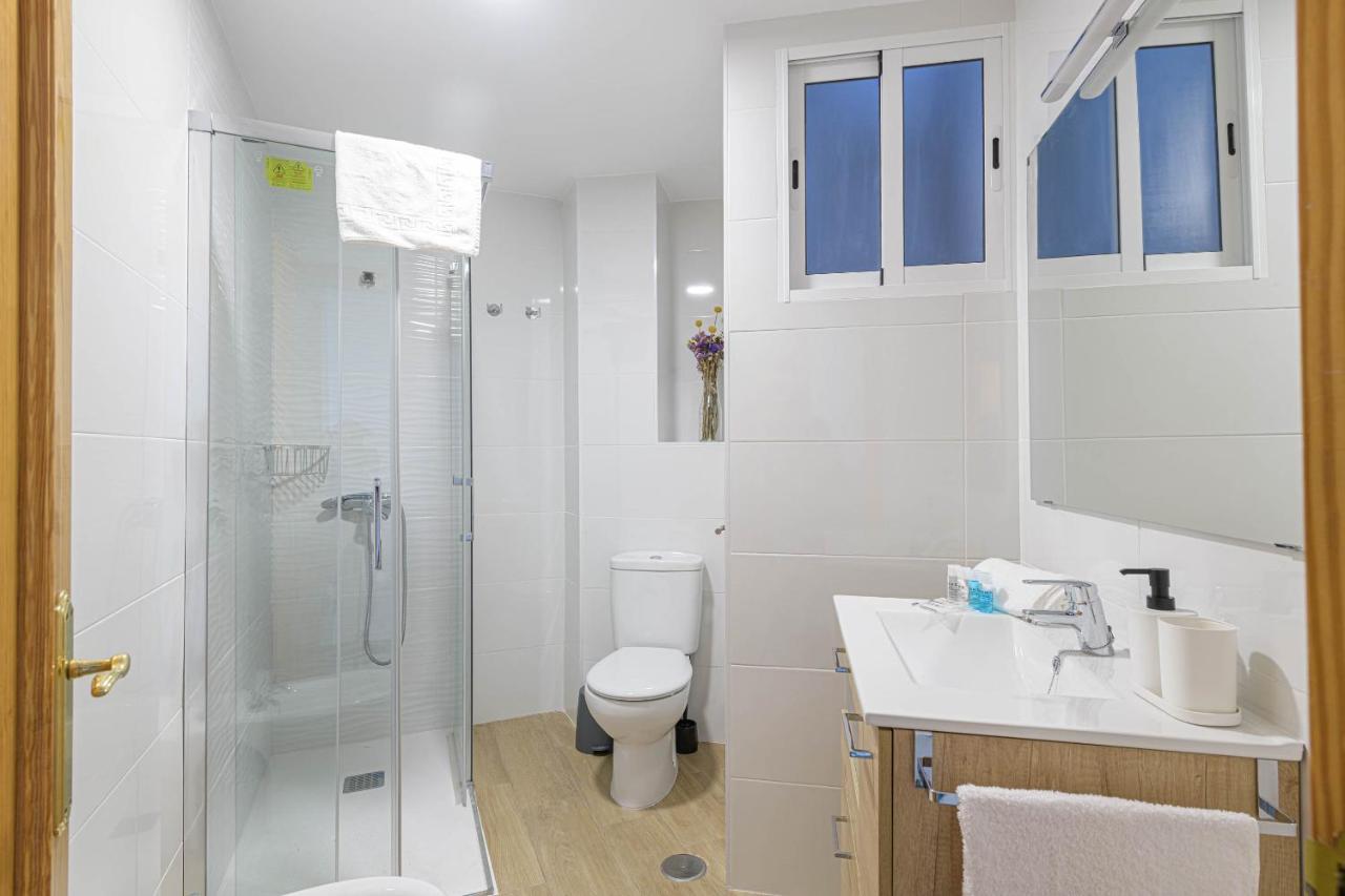 Wintowinrentals Ubicacion Fabulosa, Completo Apartamento Con Parking En El Soho De Málaga Exterior foto