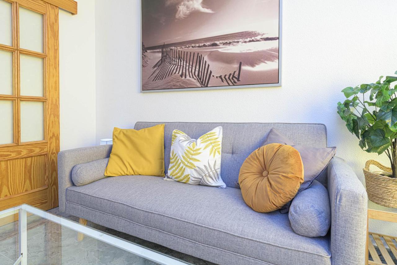 Wintowinrentals Ubicacion Fabulosa, Completo Apartamento Con Parking En El Soho De Málaga Exterior foto