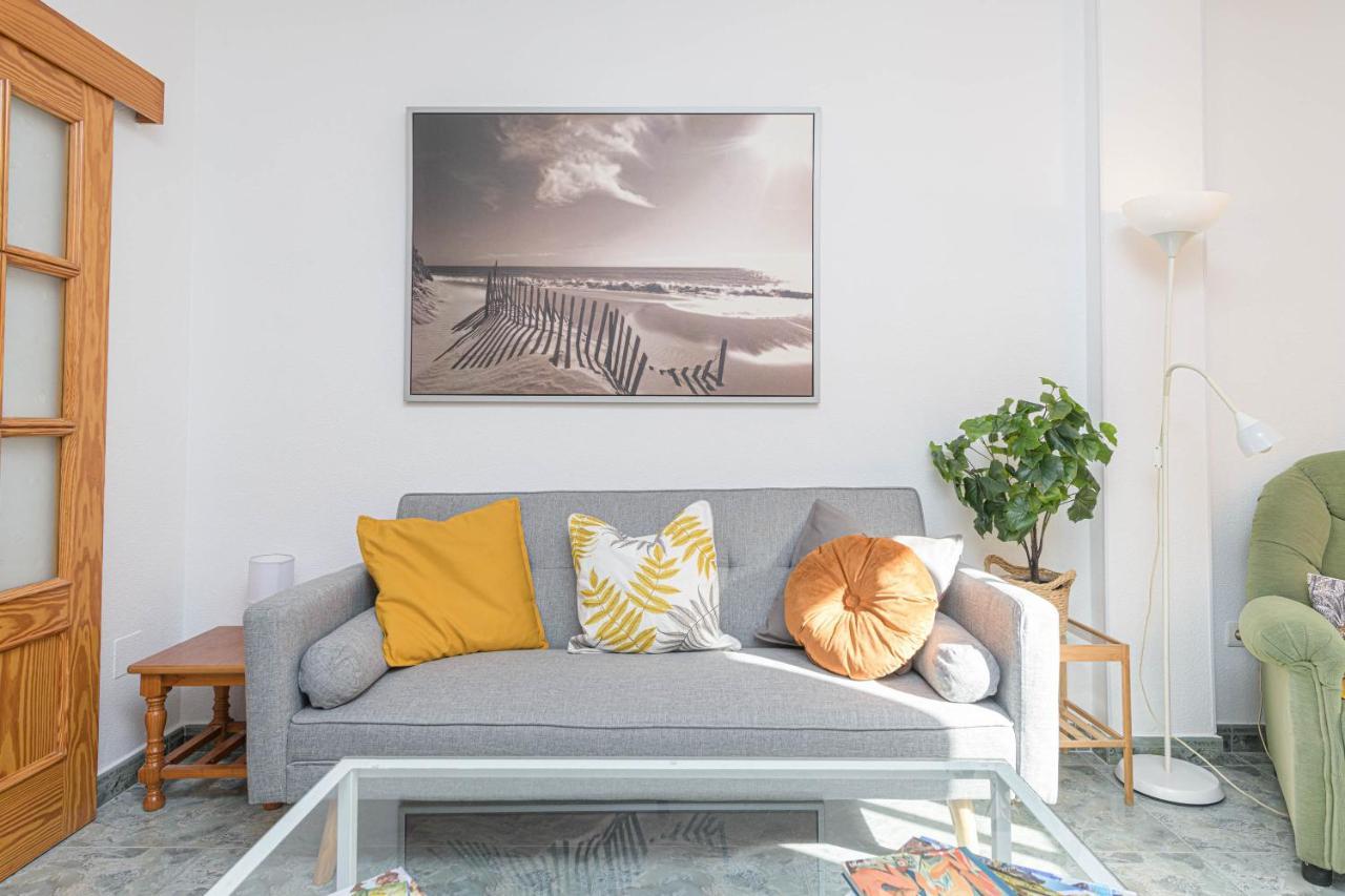 Wintowinrentals Ubicacion Fabulosa, Completo Apartamento Con Parking En El Soho De Málaga Exterior foto