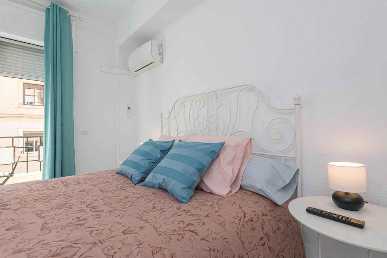 Wintowinrentals Ubicacion Fabulosa, Completo Apartamento Con Parking En El Soho De Málaga Exterior foto