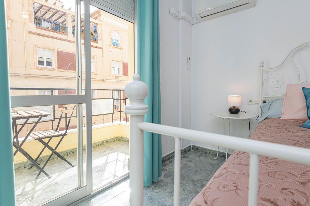 Wintowinrentals Ubicacion Fabulosa, Completo Apartamento Con Parking En El Soho De Málaga Exterior foto
